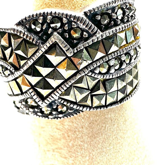 1980s Judith Jack Sterling Silver Marcasite Wide Crossover Band Ring - Picture 10 of 13
